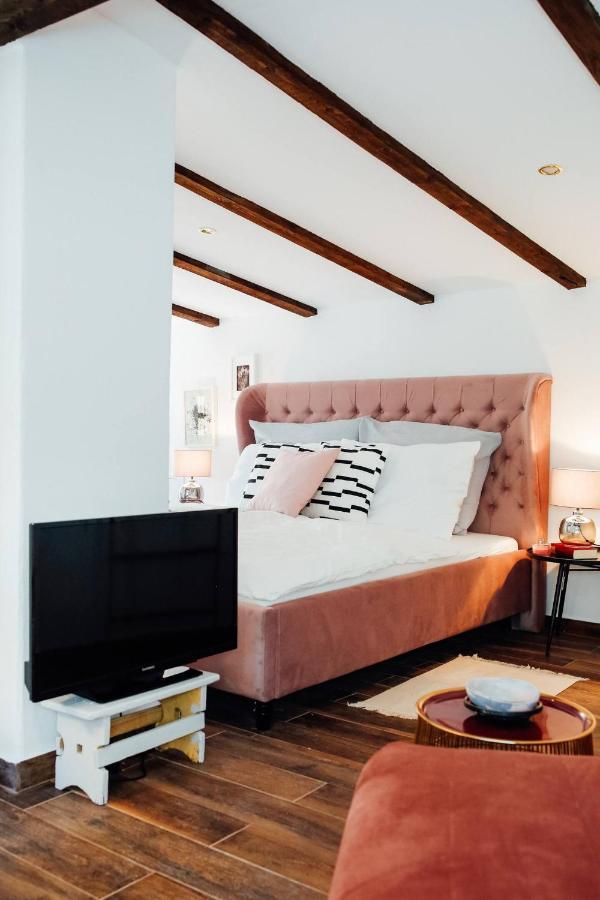 Apartment Aussee- Atelier Salzherrenhof- Kueche, Wlan, Netflix Bad Aussee Zewnętrze zdjęcie
